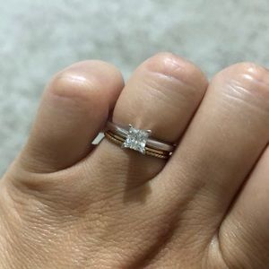 White gold 1/2 carat (no certificate I lost it)